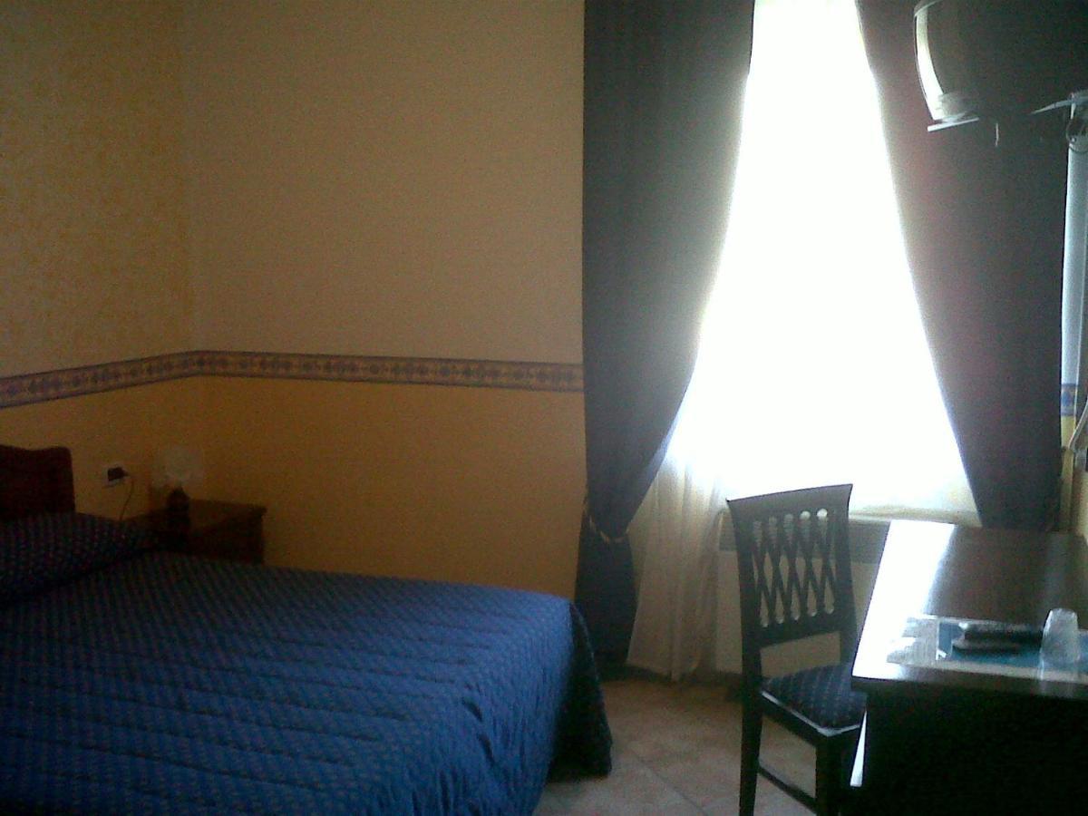Hotel Eden Sul Lago Bolsena Ngoại thất bức ảnh