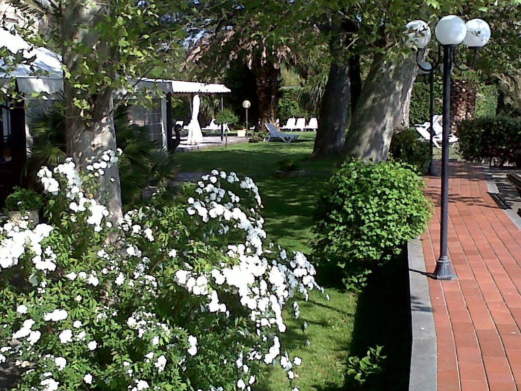 Hotel Eden Sul Lago Bolsena Ngoại thất bức ảnh