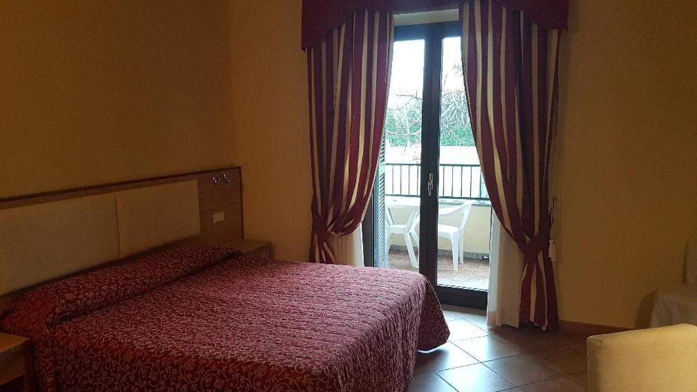 Hotel Eden Sul Lago Bolsena Ngoại thất bức ảnh